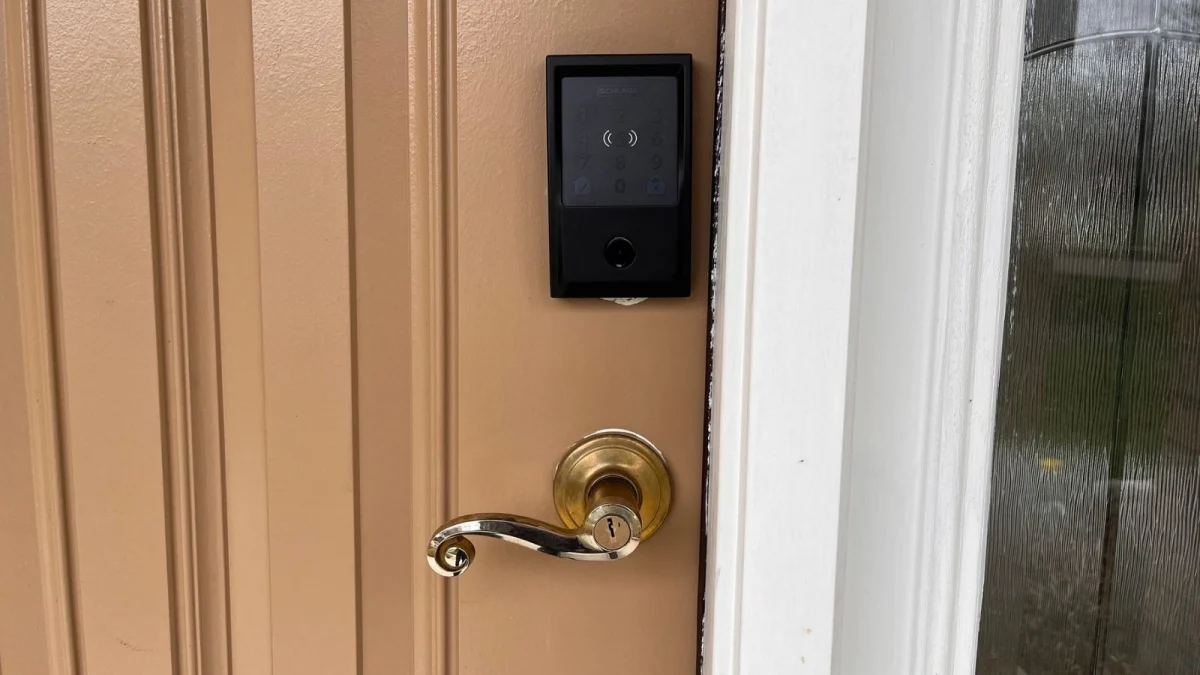 Troubleshooting Guide: How to Fix Schlage Smart Lock Not Working? (Notification, Keypad, Battery, Spinning Deadbolt, Opening, and More)
